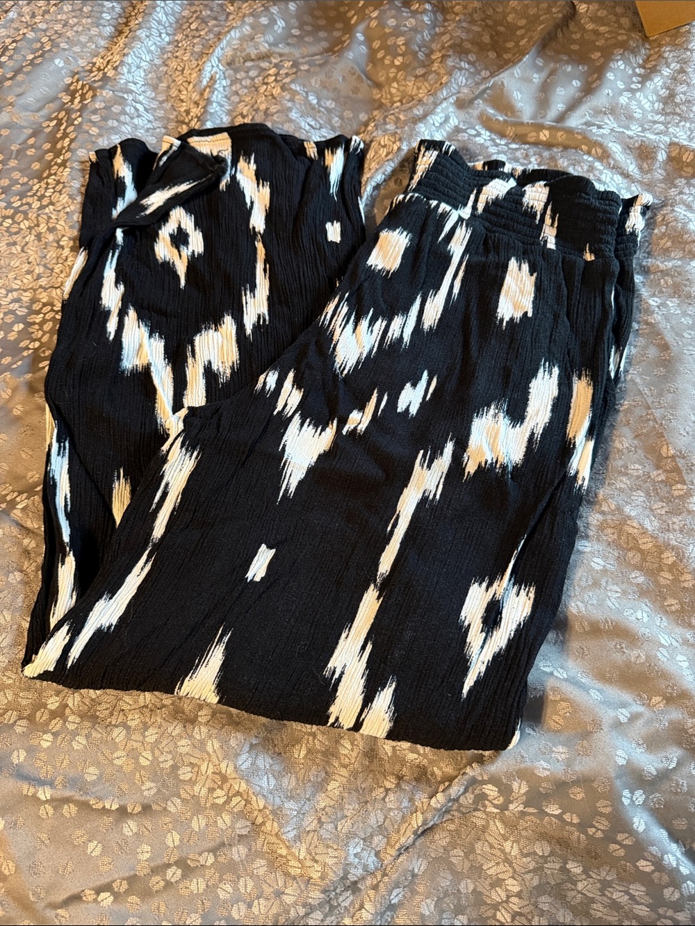 Maurices Black and White Ikat-Style Wide-Leg Pants